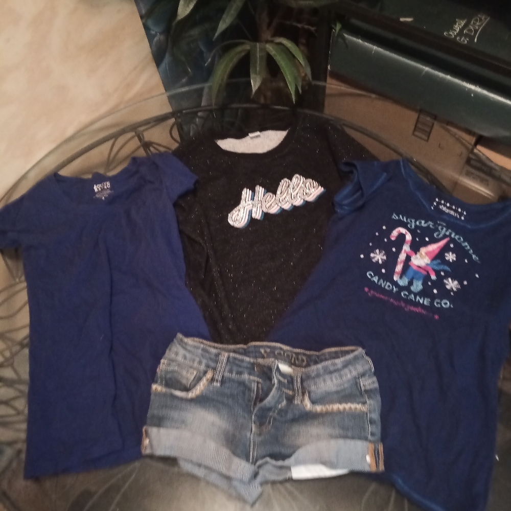 Girls clothes